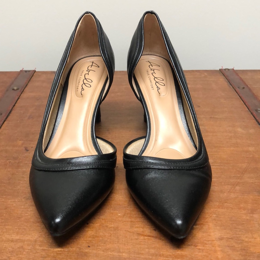 Size 10 black heels